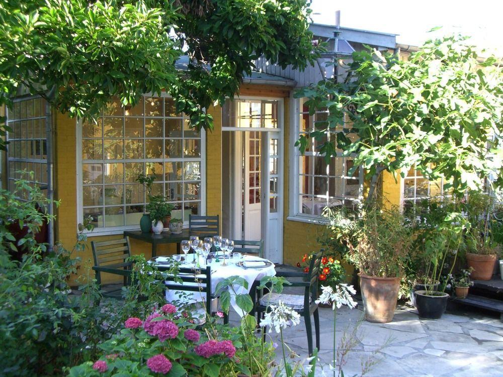 Jantzens Hotel Gudhjem Exterior foto